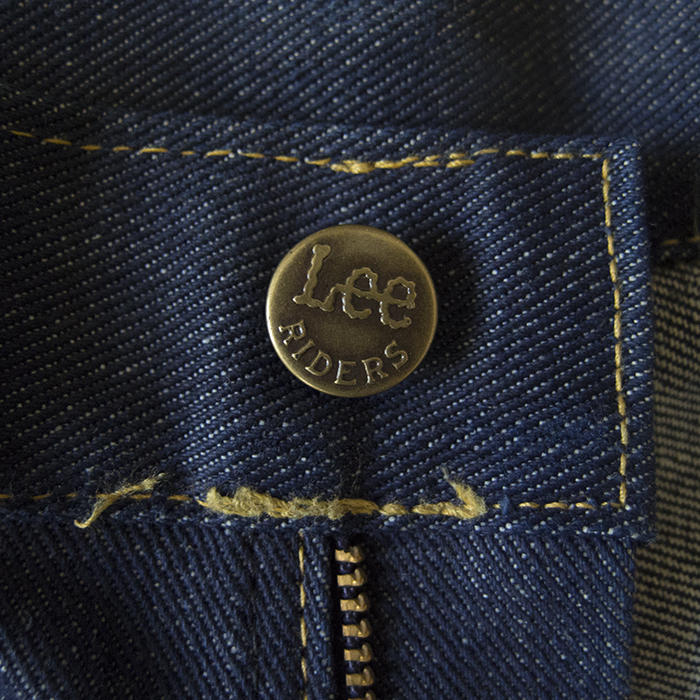 Lee200bootscut_top button