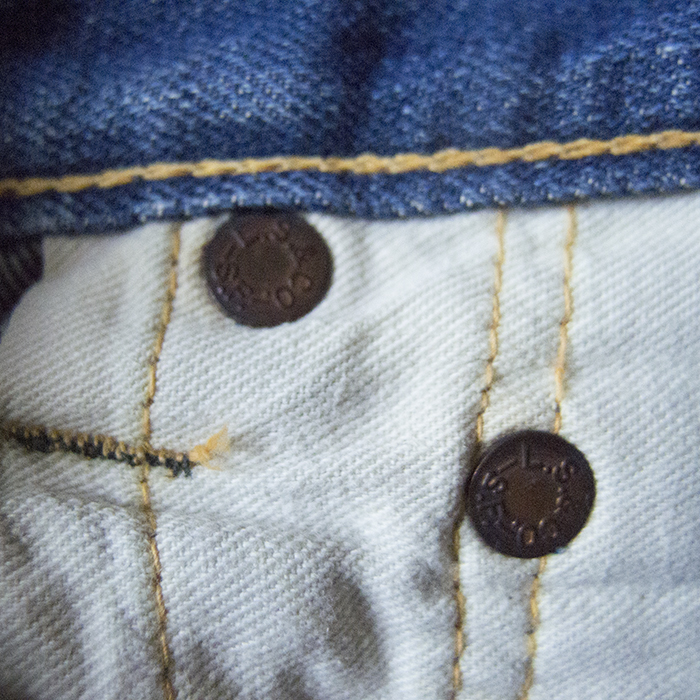 LEVI'S 701 (double side red tab)_rivet (back)